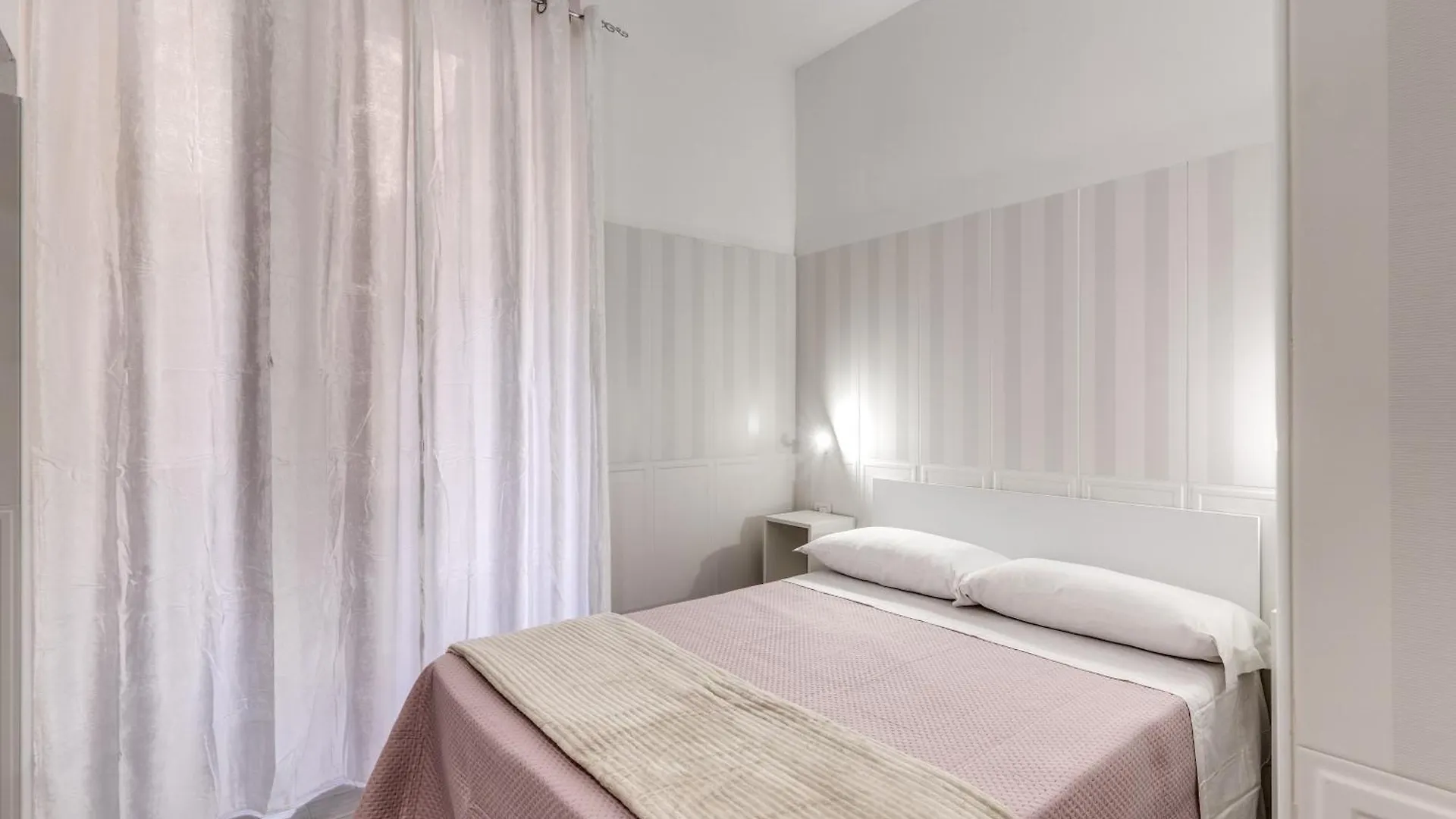 Hotel Altadomus Roma Italia